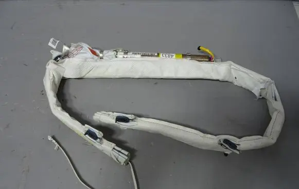 Fiat 500L Loading door lock 519584590