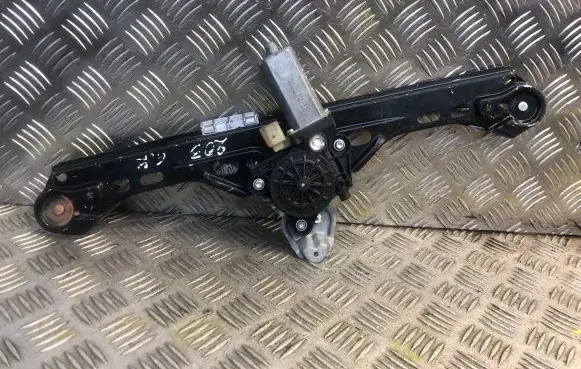 Mercedes-Benz C W203 Rear door window regulator with motor 2038202942