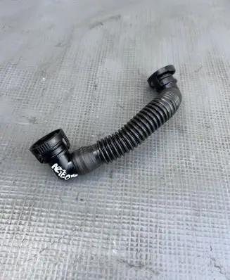 Volkswagen Arteon Breather hose/pipe 05L103493A