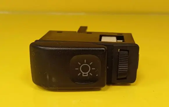 Seat Toledo I (1L) Headlight level height control switch 1L0941531