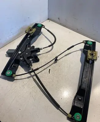 Ford Focus Front door window regulator with motor CM51A23200AF FR1HA09637