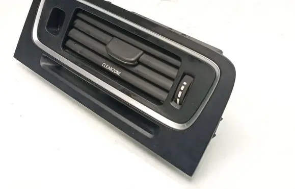 Volvo V60 Dash center air vent grill 1302138 8648741