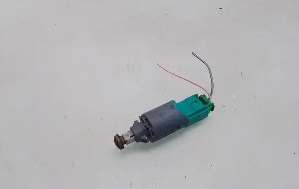 Clutch pedal sensor