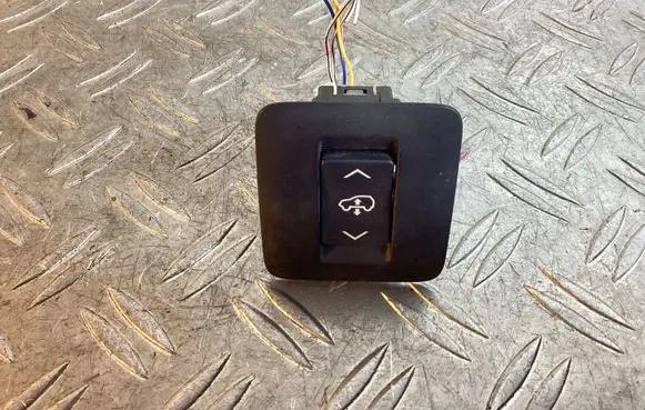 Lexus RX 450H Suspension ride height/mode switch 76E976