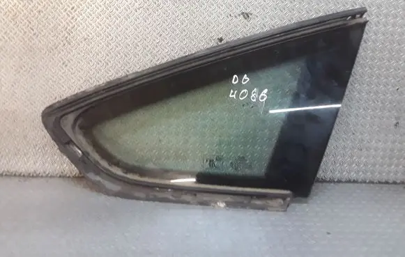 Audi A5 8T 8F Rear side window
