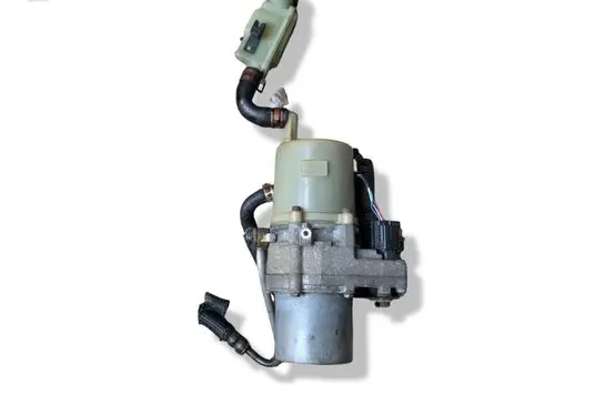 Mazda 3 II Power steering pump BBM532600