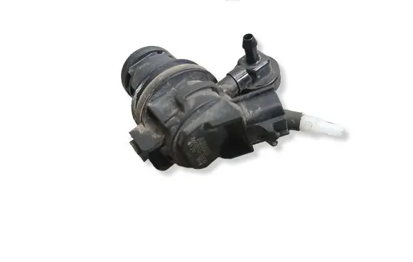 Mazda 6 Windscreen/windshield washer pump 8603109230