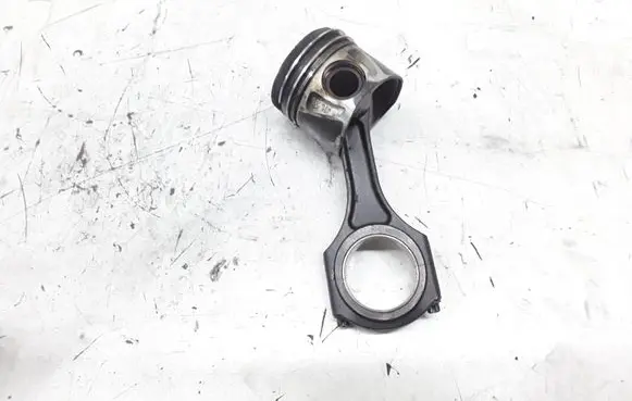 Mercedes-Benz Sprinter W906 Piston with connecting rod