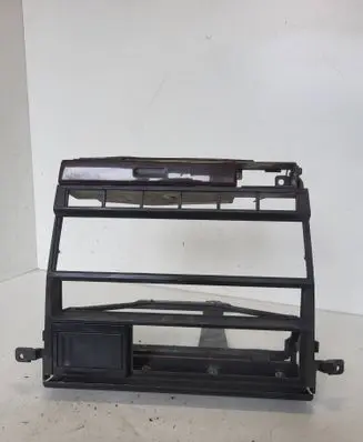 BMW 7 E38 Radio/GPS head unit trim 8150389