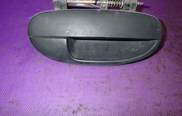 Chevrolet Lanos Rear door exterior handle 