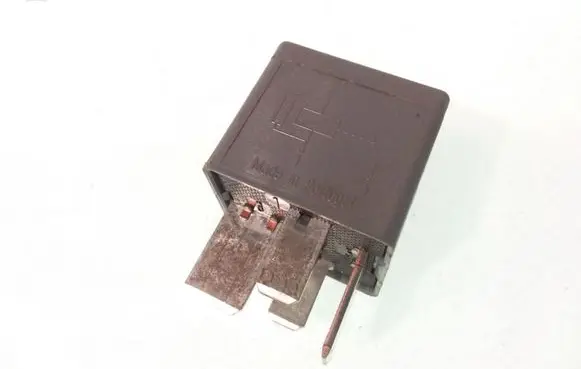 Ford Mondeo Mk III Other relay F80B14B192AA
