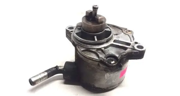 Mercedes-Benz ML W163 Vacuum pump A6122300065