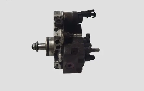Mercedes-Benz E W213 Fuel injection high pressure pump 928400502 30315482