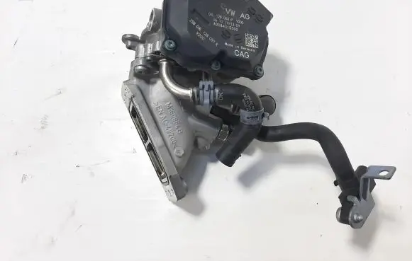 Volkswagen Golf VII Throttle valve 04L128063P 04L128059K