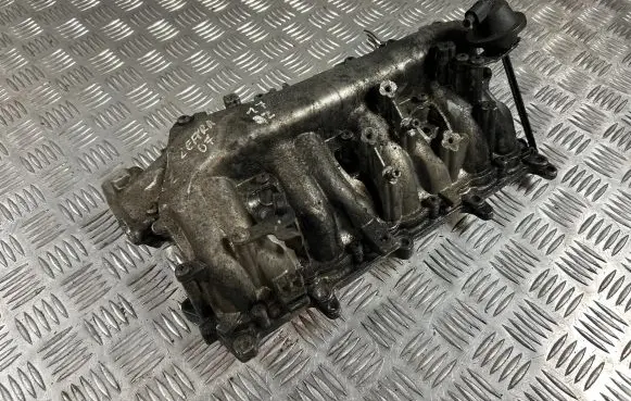 Opel Zafira B Intake manifold