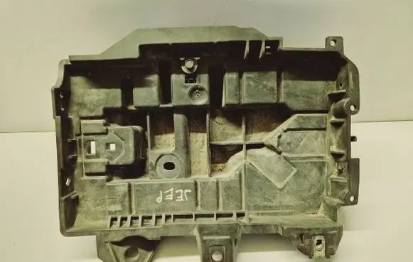 Jeep Cherokee Battery tray 68186053AB