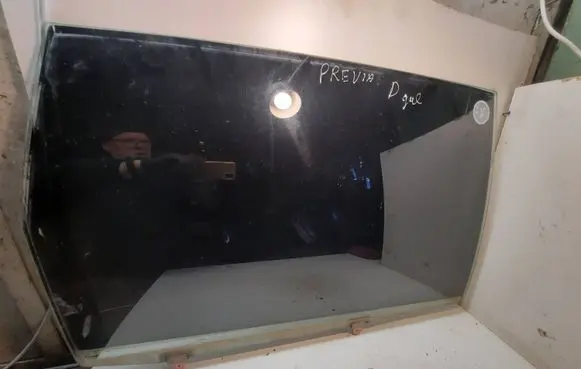 Toyota Previa (XR30, XR40) II Rear door window glass