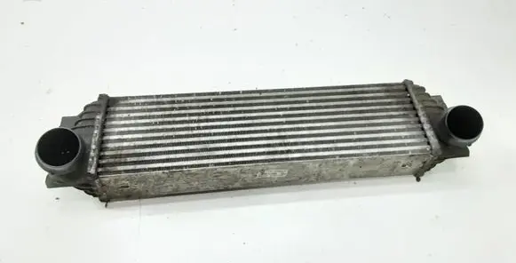 BMW 5 F10 F11 Intercooler radiator 7805629