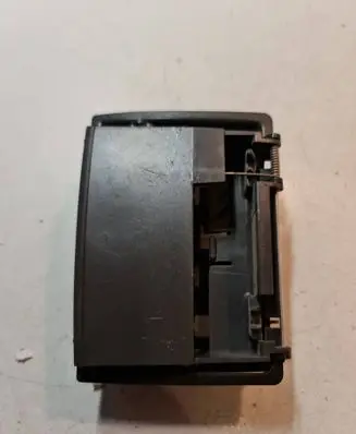 Volvo V70 Ashtray (rear) B9204269 9204274