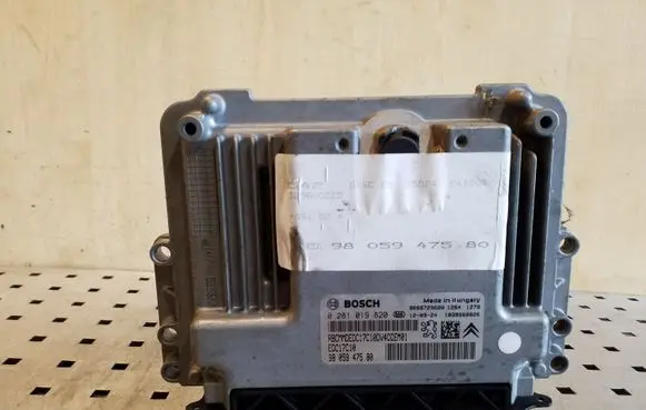 Peugeot 208 Engine control unit/module 0281019820 9805947580 9666729680