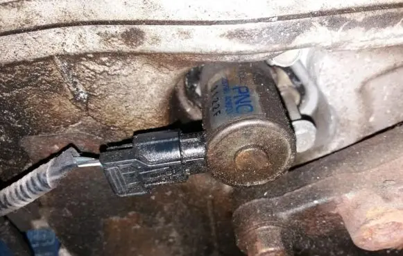 Honda CR-V Camshaft vanos timing valve 82379643601 823796436013122F