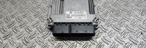 Volkswagen Touran I Engine control unit/module 03C906056