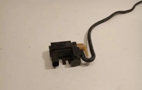 Volvo XC60 Turbo solenoid valve 31480559 18T050