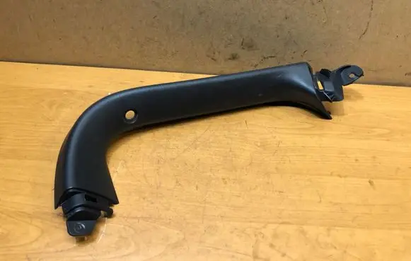 Hyundai i30 Tailgate trim