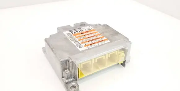Suzuki Grand Vitara II Airbag control unit/module 3891065J30 W2T71972