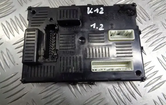 Nissan Micra Relay mounting block 284B2AX620