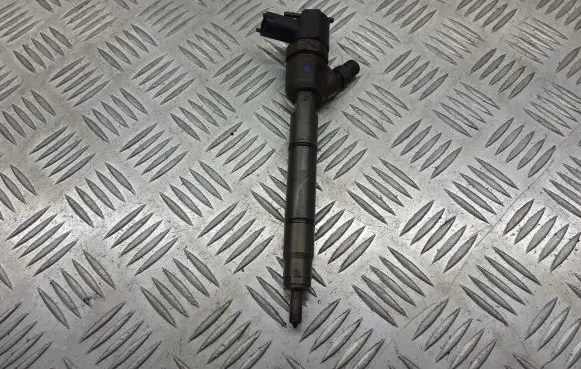 Hyundai Getz Fuel injector 33800-2A400