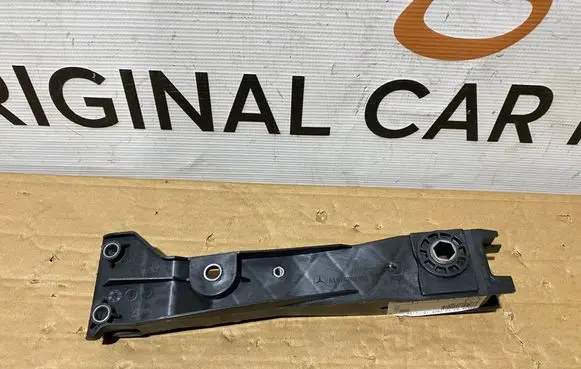 Mercedes-Benz GLE W167 Headlight/headlamp mounting bracket A1676201401