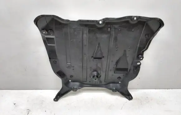 Volvo XC90 Engine splash shield/under tray 30680969