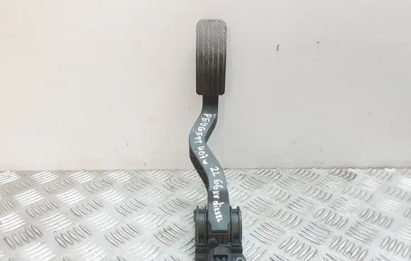 Peugeot 307 Accelerator throttle pedal 0280752251