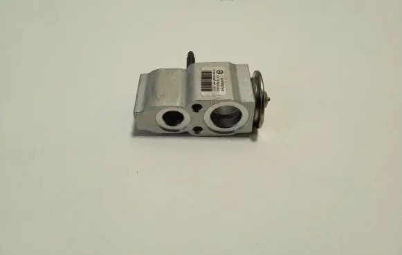 Mercedes-Benz EQB Air conditioning (A/C) expansion valve A2478307800