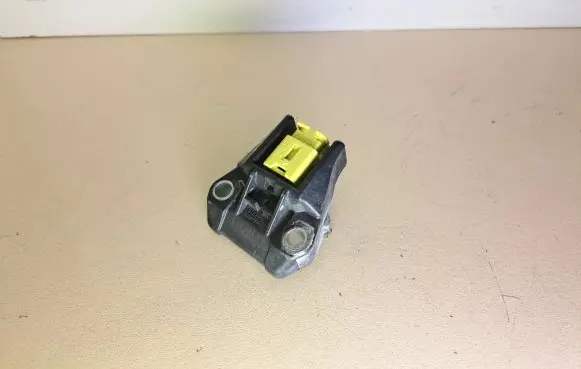 Subaru Outback Airbag deployment crash/impact sensor 98231AG020 760822701