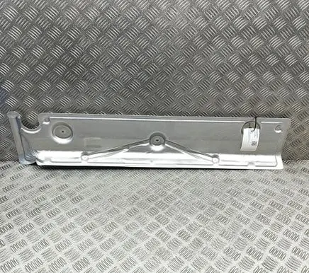 BMW X5 G05 Heat shield in engine bay 7424934