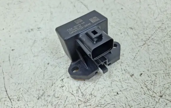 Ford Mondeo MK V Fuel pump relay FU5A9D370 FU5A9D370KA GMPVA