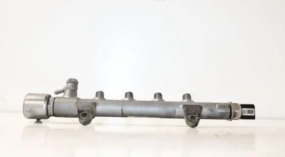 Mercedes-Benz Sprinter W906 Fuel main line pipe A6510700495 9307Z522A