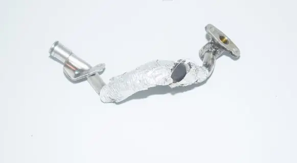 BMW M4 F82 F83 Oil fill pipe 7848526