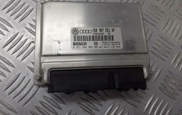 Audi A6 S6 C5 4B Engine control unit/module ECU 4D0907551AF