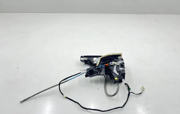 Mercedes-Benz E W238 Front door lock A0997203500 0001161861 A2387601200