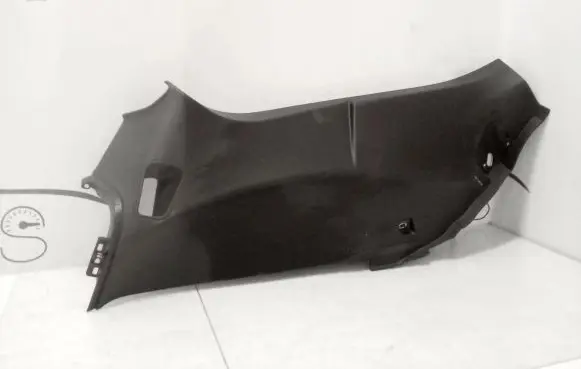 Maserati Levante (C) pillar trim 670040380