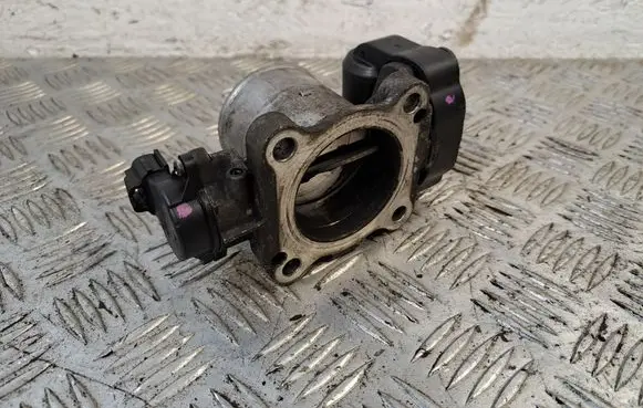Toyota Auris 150 Throttle valve 1923002010 261000R010