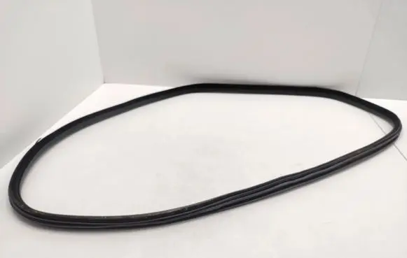 Peugeot 508 RXH Rear door rubber seal (on body) 