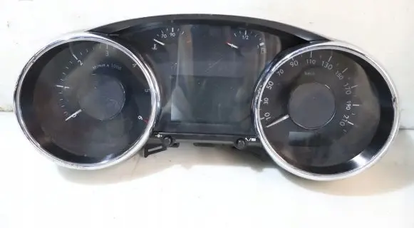 Peugeot 3008 I Clock 