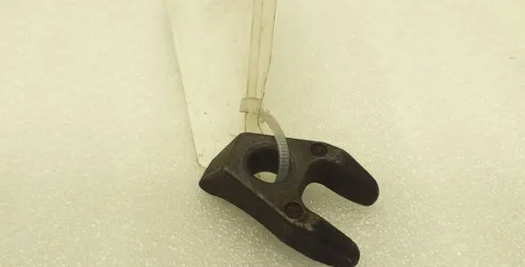 Jeep Cherokee III KJ Fuel Injector clamp holder