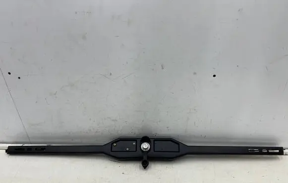 Mitsubishi L200 Tailgate lock latch 