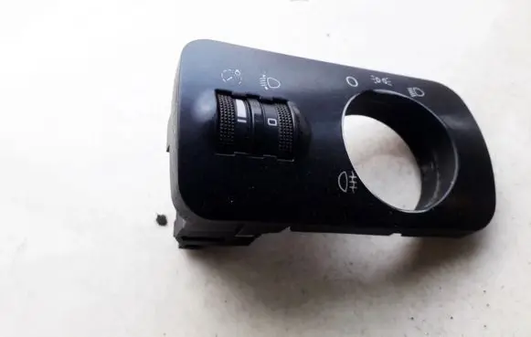 Audi A3 S3 8L Headlight level height control switch