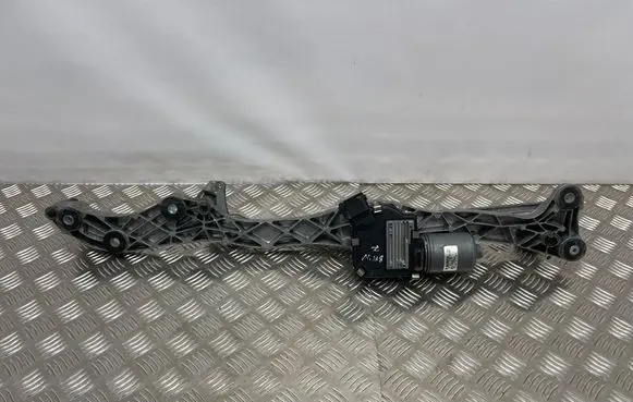 Front wiper linkage and motor